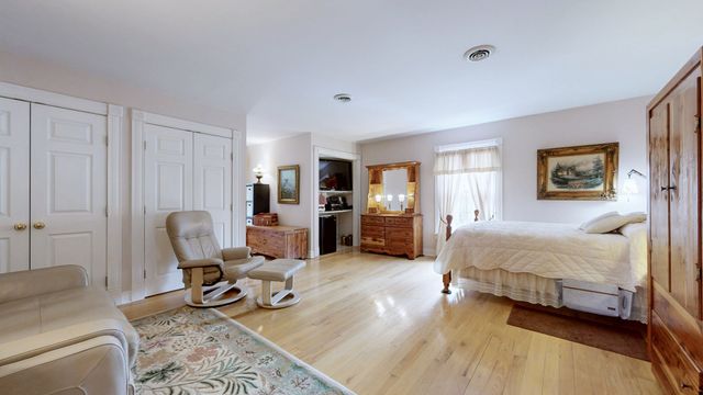 3883 Dobbins Pike, Portland, TN 37148