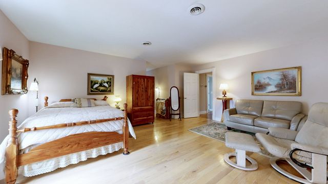 3883 Dobbins Pike, Portland, TN 37148