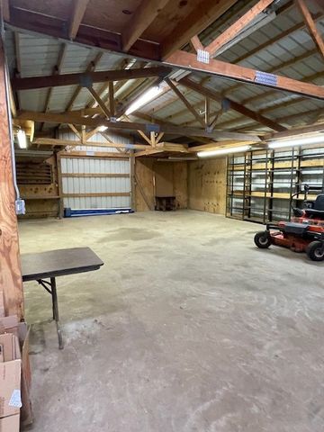 3883 Dobbins Pike, Portland, TN 37148