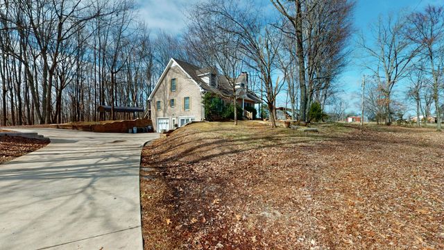 3883 Dobbins Pike, Portland, TN 37148