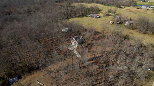 3883 Dobbins Pike, Portland, TN 37148