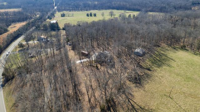 3883 Dobbins Pike, Portland, TN 37148