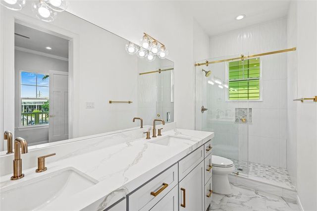 1106 62nd St, Galveston, TX 77551