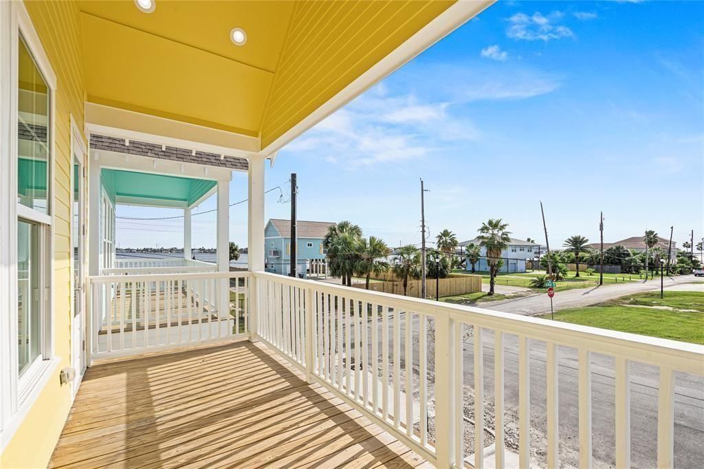 1106 62nd St, Galveston, TX 77551