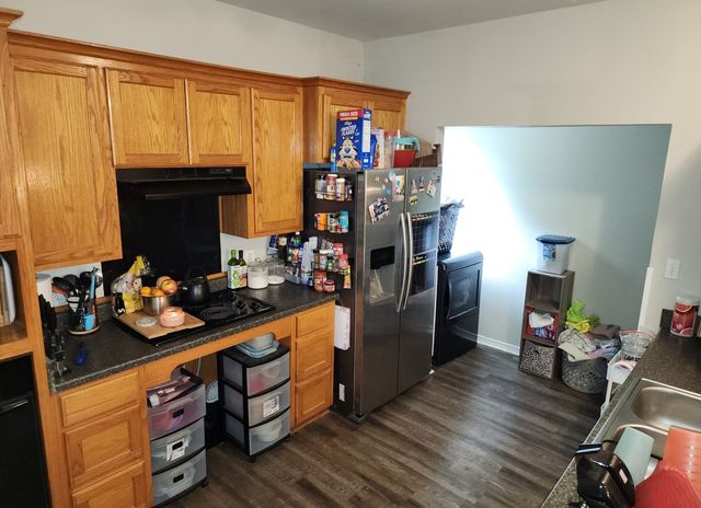 810 S Sherman Street, Ennis, TX 75119