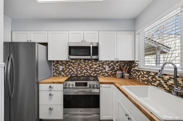 8352 W 90th Avenue, Broomfield, CO 80021