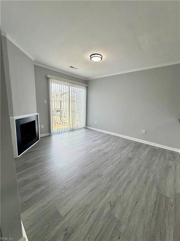3683 Ship Chandlers WHRF, Virginia Beach, VA 23453