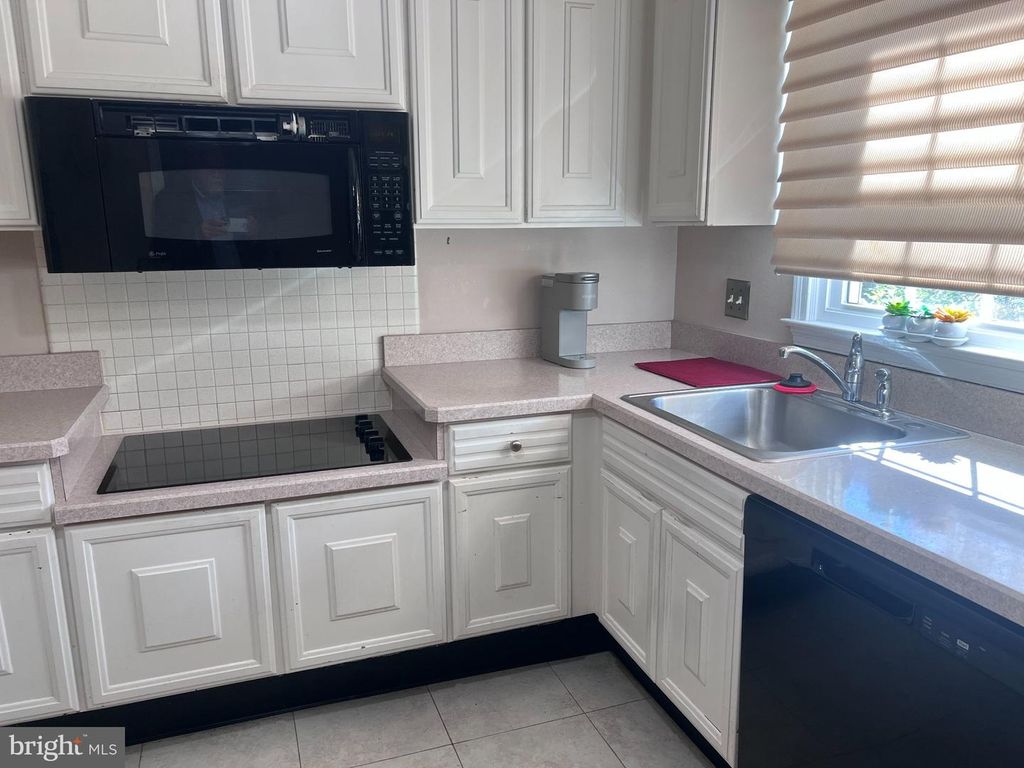 111 HANOVER LN #A, MONROE TWP, NJ 08831 — photo 5