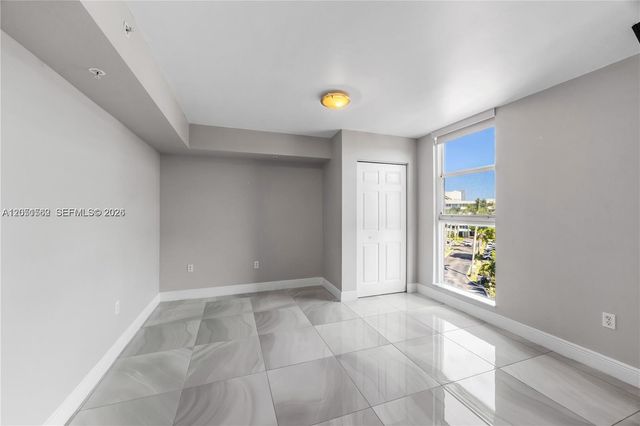 16590 NE 26th Avenue 502, North Miami Beach, FL 33160