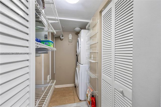 16590 NE 26th Avenue 502, North Miami Beach, FL 33160