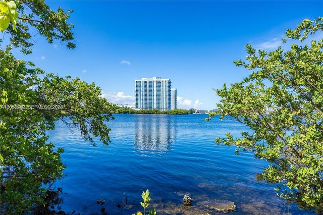 16590 NE 26th Avenue 502, North Miami Beach, FL 33160