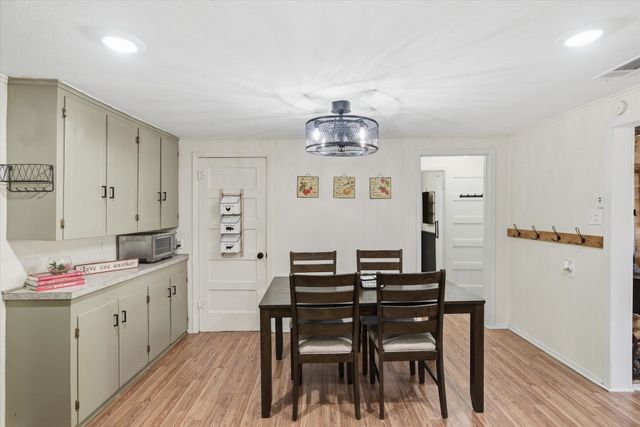 15853 State Highway 80, Edgewood, TX 75117