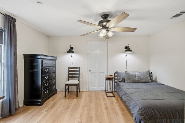 15853 State Highway 80, Edgewood, TX 75117