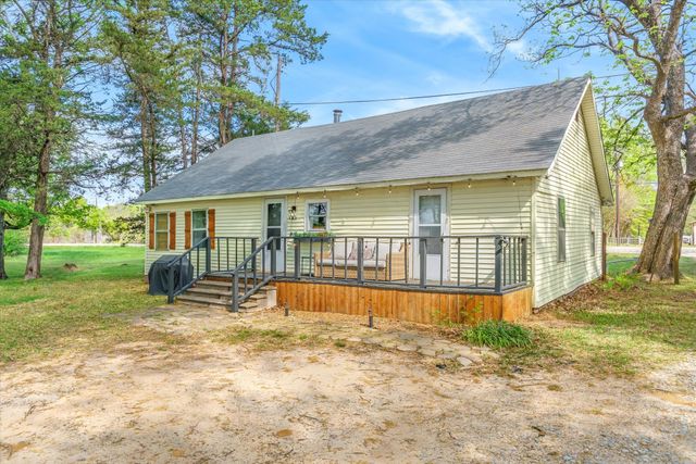 15853 State Highway 80, Edgewood, TX 75117