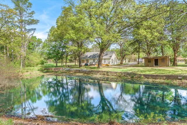 15853 State Highway 80, Edgewood, TX 75117