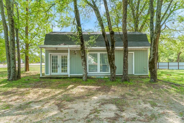 15853 State Highway 80, Edgewood, TX 75117