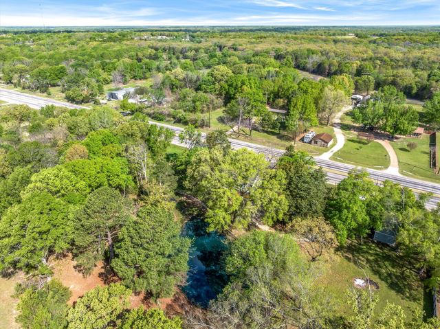 15853 State Highway 80, Edgewood, TX 75117