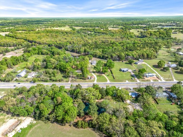 15853 State Highway 80, Edgewood, TX 75117