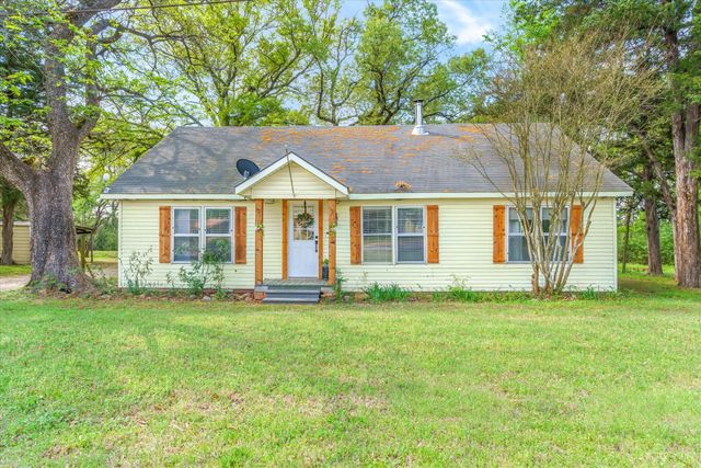 15853 State Highway 80, Edgewood, TX 75117