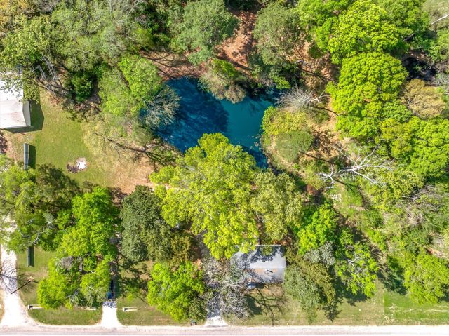 15853 State Highway 80, Edgewood, TX 75117