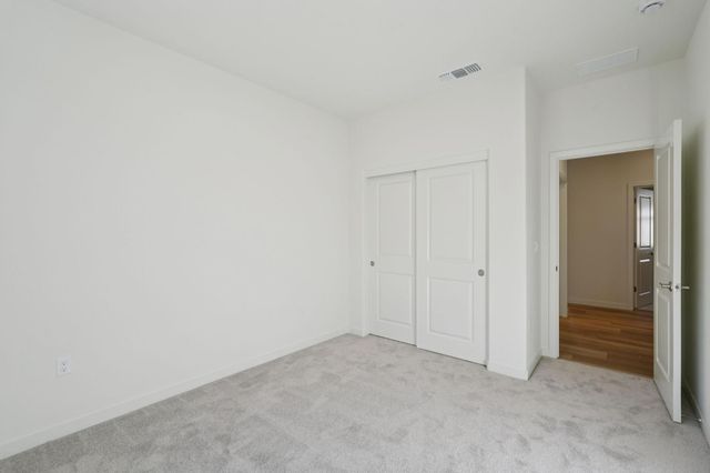 10324 W Hema Way, Elk Grove, CA 95757