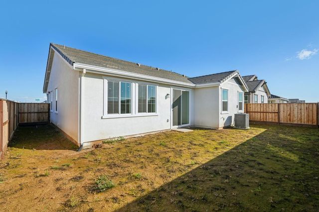 10324 W Hema Way, Elk Grove, CA 95757