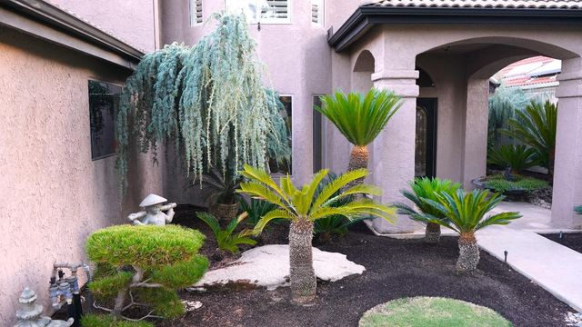 1425 E Quincy Avenue, Fresno, CA 93720