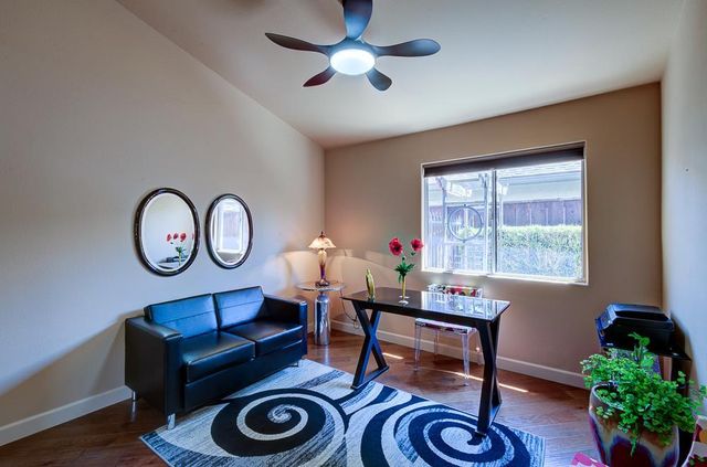 1425 E Quincy Avenue, Fresno, CA 93720