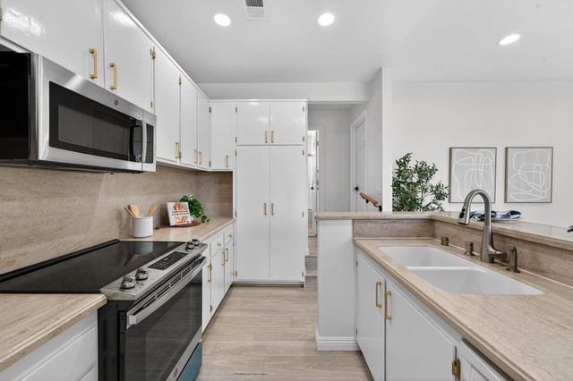 6035 Bryce Way, Rocklin, CA 95677