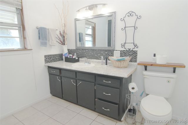 74983 S 320 Road, Wagoner, OK 74467