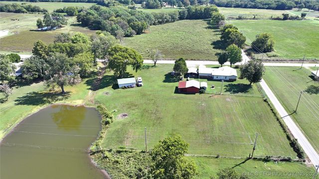 74983 S 320 Road, Wagoner, OK 74467