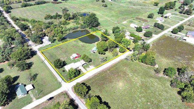 74983 S 320 Road, Wagoner, OK 74467