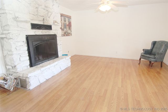 74983 S 320 Road, Wagoner, OK 74467