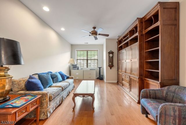 6318 Warrens Way 318, Wanaque Boro, NJ 07465
