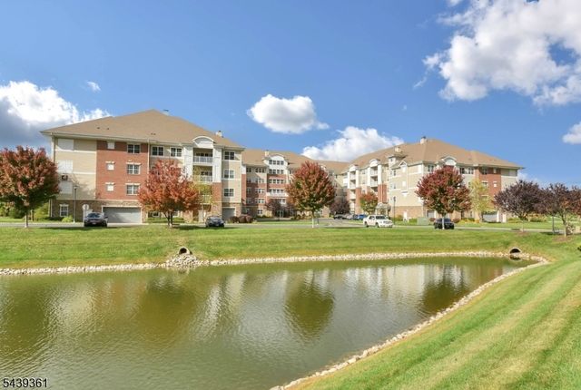 6318 Warrens Way 318, Wanaque Boro, NJ 07465
