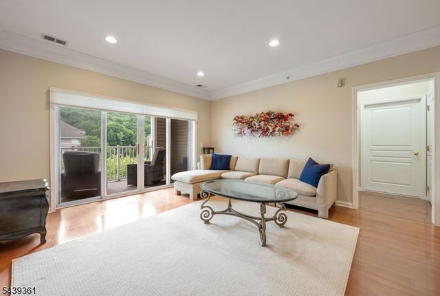 6318 Warrens Way 318, Wanaque Boro, NJ 07465