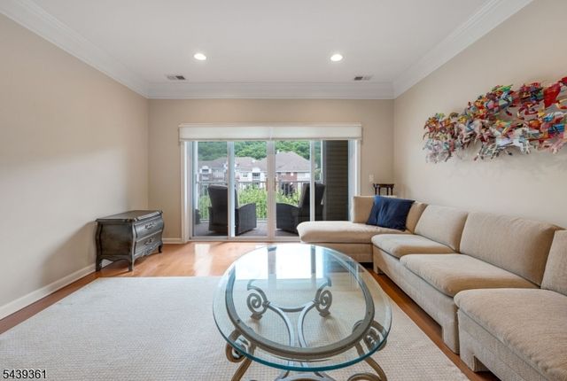 6318 Warrens Way 318, Wanaque Boro, NJ 07465