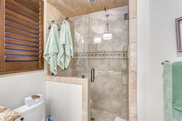104 Orange Plume, Horseshoe Bay, TX 78657