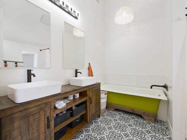 3858 Puerta Vista Court, Palisade, CO 81526