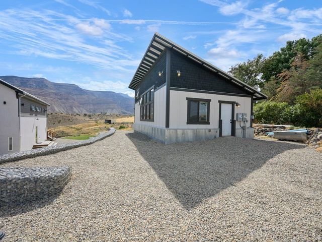 3858 Puerta Vista Court, Palisade, CO 81526