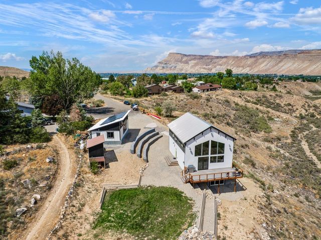 3858 Puerta Vista Court, Palisade, CO 81526