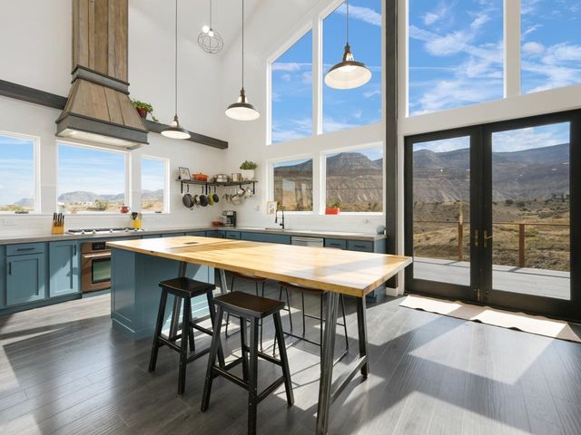 3858 Puerta Vista Court, Palisade, CO 81526