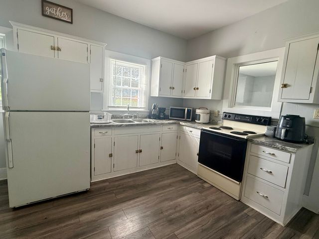 1221 Elihu Cabin Hollow Road, Somerset, KY 42501