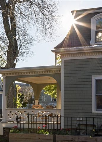 123 Charlesbank Rd. 123, Newton, MA 02458