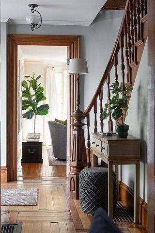 123 Charlesbank Rd. 123, Newton, MA 02458