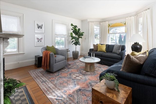 123 Charlesbank Rd. 123, Newton, MA 02458
