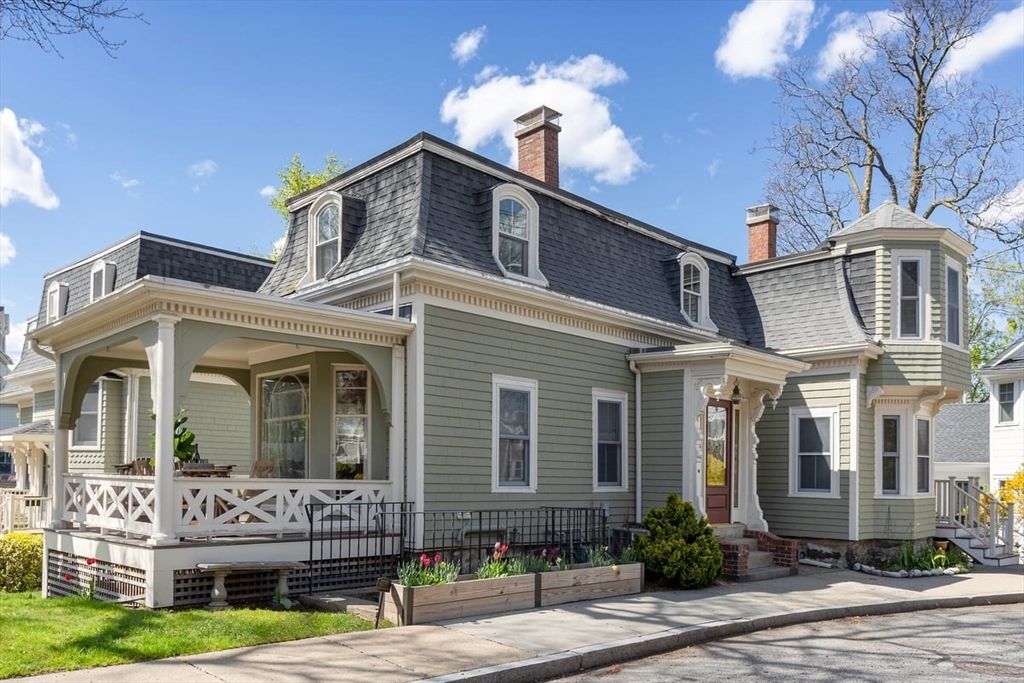 123 Charlesbank Rd. 123, Newton, MA 02458