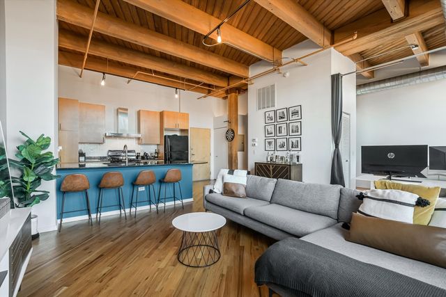 1040 W ADAMS Street 417, Chicago, IL 60607