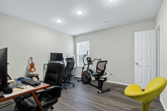 1961 Auburn Hills Drive, Benton, AR 72015