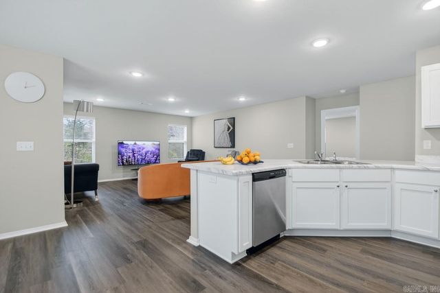 1961 Auburn Hills Drive, Benton, AR 72015